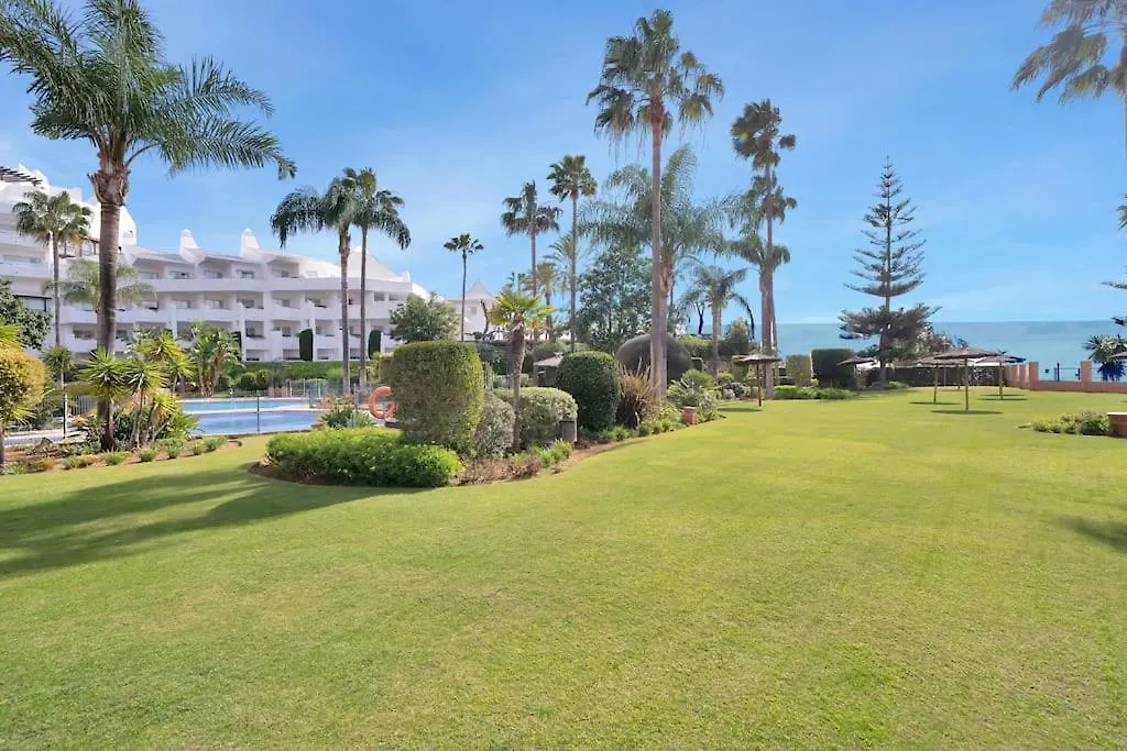 Lujoso Adosado Frente Al Mar Con Piscina Y Jardin - Riviera Andaluza 3 Villa Estepona